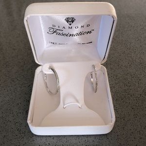 14kt White Gold Hoop Earrings!